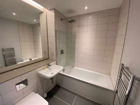 1 Bed Flat, Salford, M3 - Photo 5