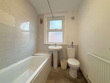 Ashburnham Road, Bedford, MK40 - Photo 5