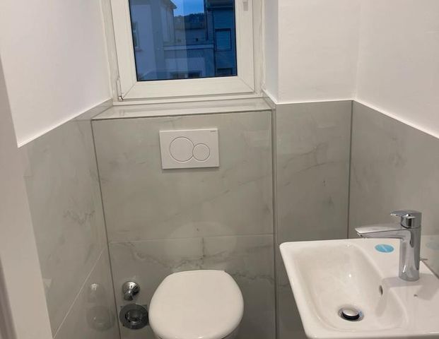 3 Zimmer Wohnung, Balkon, Aufzug, Stellplatz, 42289 Wuppertal - Foto 1