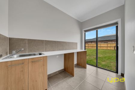 Brand New 4 bedroom Home in Donnybrook - Photo 5