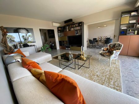 Location Appartement 4 pièces 100m² CANNES 06400 - Photo 2