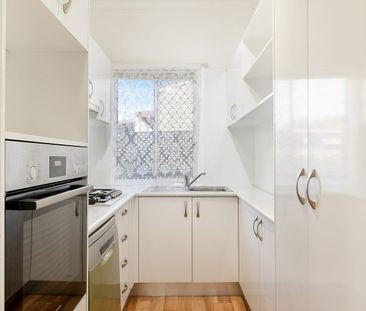 Renovated home - Photo 5