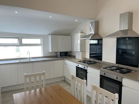 7 bedroom house share to rent - Photo 4