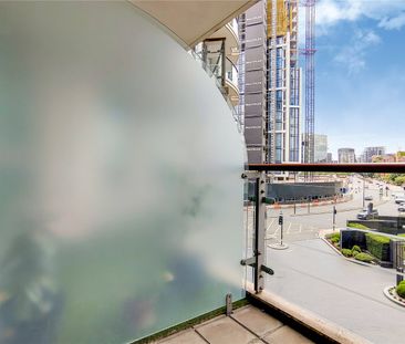St. George Wharf, London, SW8 2AU - Photo 6