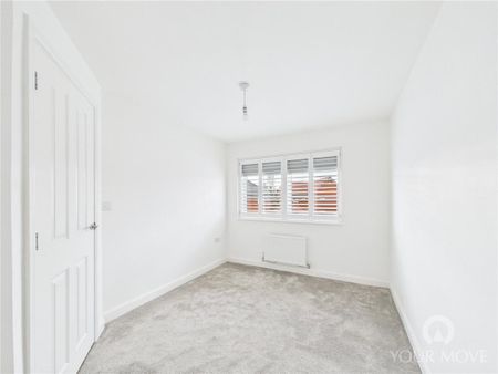 4 bedroom detached house to rent - Photo 5