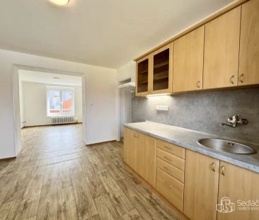 Pronájem bytu 2+1, Královské Poříčí - Photo 1