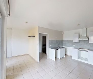 Location Appartement 2 pièces 46m² - Photo 2