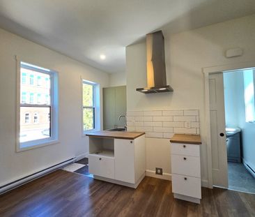 4 ½ À LOUER – IMMEUBLE PATRIMONIAL - Photo 3