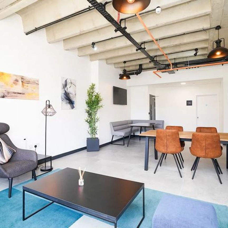 2 bedroom Apartment to rent - Photo 1