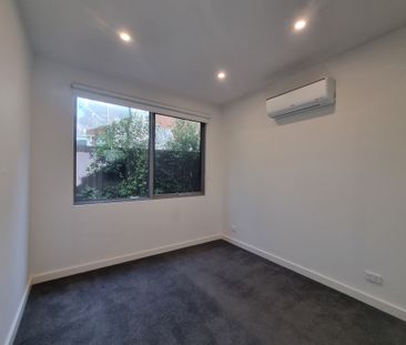 1 / 6 Prince Edward Avenue, McKinnon - Photo 4