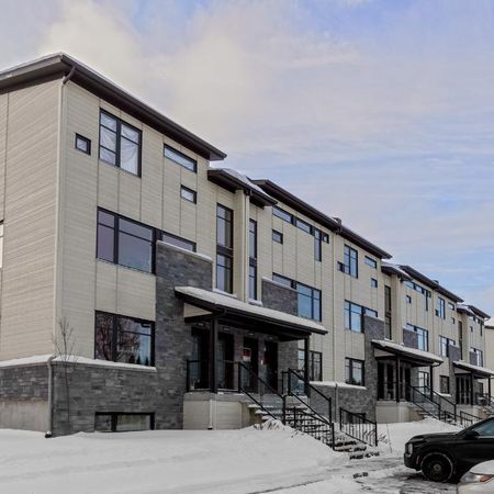 SUPER CONDO 5 1/2 À LOUER À NEUFCHÂTEL - Photo 3