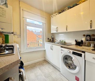 2 bedroom apartment to rent - Photo 6