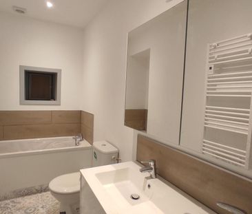 Location Appartement 2 pièces 96m² ST OMER 62500 - Photo 5