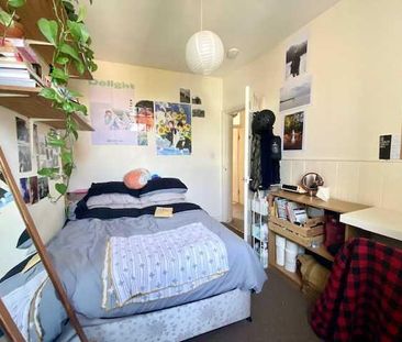 5 bedroom property to rent - Photo 4