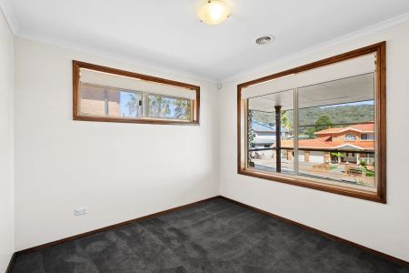 Beautifully Appointed Home in a Peaceful Cul de Sac, Perfect for Families and Entertainers - Photo 5