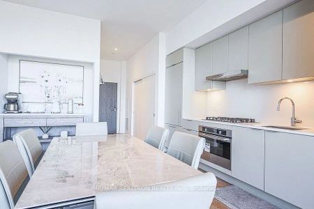 20 Lombard Street #LPH01 - Photo 3