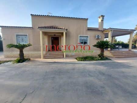 4 room luxury Detached House for rent in Elche, Valencia - Photo 5