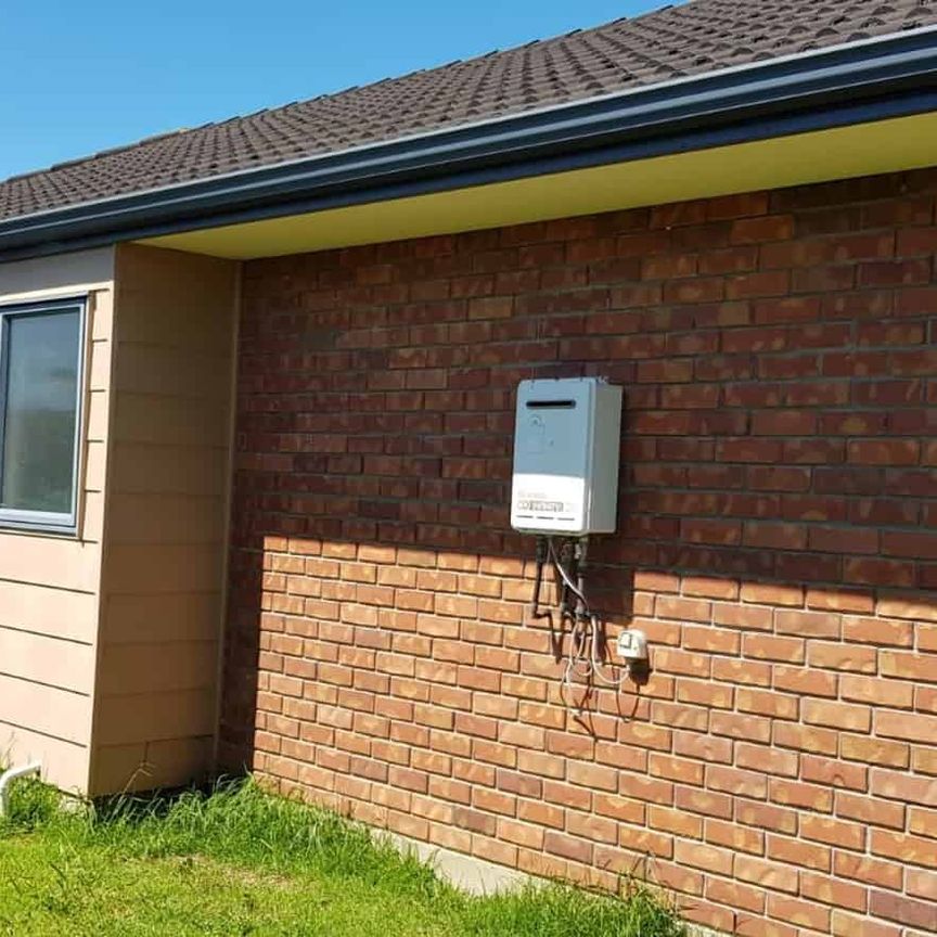 3 BDR House For Rent - Photo 1