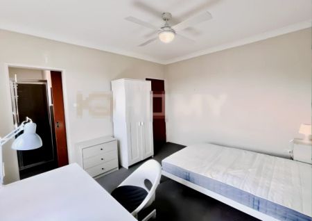 3 bed 2 bath-002 - Photo 4