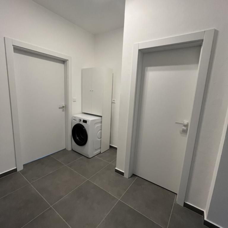 Pronájem bytu 2+kk 64 m2 - Photo 1