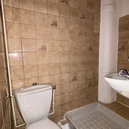 Location Appartement 1 pièce 14m² COURBEVOIE 92400 - Photo 4