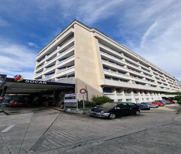 Studio au rez-de-chaussée - Photo 1