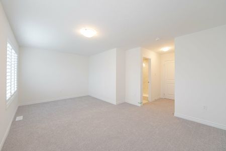For Lease - 305 Garner Road Unit# 96, Hamilton, Ontario - Photo 4