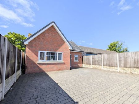 To Let – Portland Street, Southport, PR8 – Two Bedroom Detached Bungalow - Photo 5