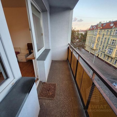 3 pokoje z balkonem i możliwością parkowania auta - Фото 4