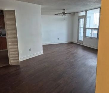 10 Edgecliffe Golfway #712 - Photo 3