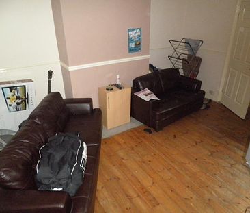 2 Bed Flat Second Avenue - Photo 4