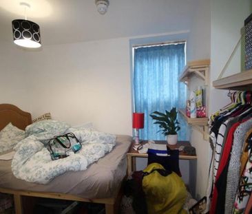 3 bedroom house share to rent - Photo 1