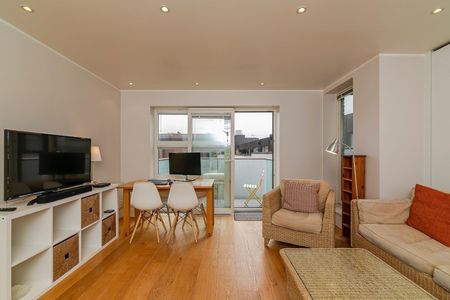 2 Bed Flat, Tiltman Place, N7 - Photo 3