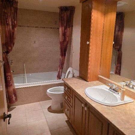 5 1/2 Chauffage/climatisation inclus Montréal-Nord - Photo 4