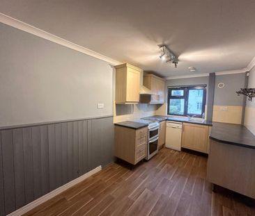 3 bedroom House To Let - Photo 2