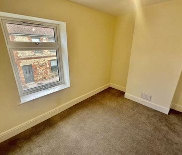 Deverill Rd, Warminster, BA12 - Photo 2