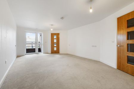 1 bedroom retirement property to rent - Photo 3