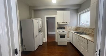 103 Mary St #2 Orillia | $1750 per month | Utilities Included - Photo 4