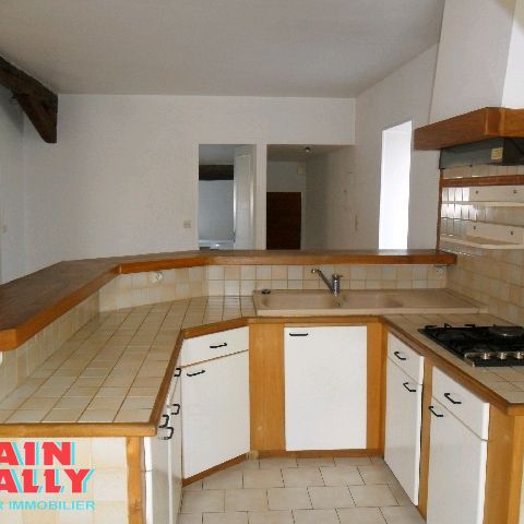 Location Appartement 2 pièces 47m² CHATEAUDUN 28200 - Photo 2
