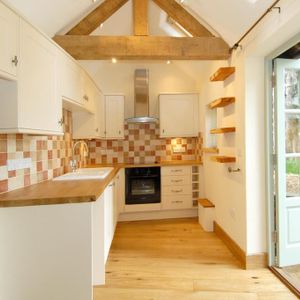 1 bedroom cottage to rent - Photo 2