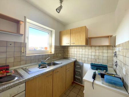 Dachgeschosswohnung mit Balkon - Foto 2