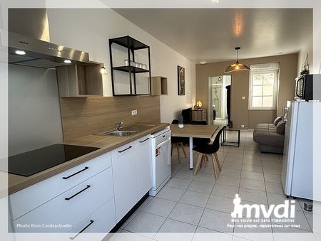 Location Appartement 1 pièce 25m² - Photo 3