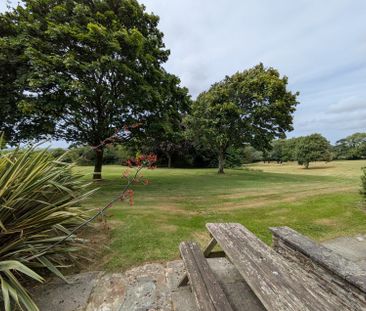 Summercourt, Newquay - Photo 2