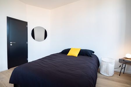 Room at Rue Notre Dame Débonnaire 25 - Photo 2