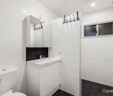 10 Wilfred Street, Harristown QLD 4350 - House For Rent | Domain - Photo 6