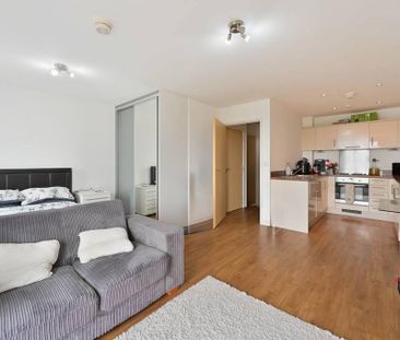Studio to rent - Photo 3