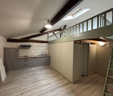 Location Appartement 1 pièce 24m² BOURG EN BRESSE 01000 - Photo 2