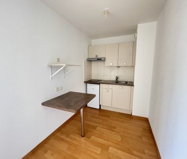 Location Appartement 2 pièces 37m² CLERMONT FERRAND 63000 - Photo 4