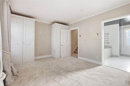 4 bedroom terraced house to rent - Photo 2