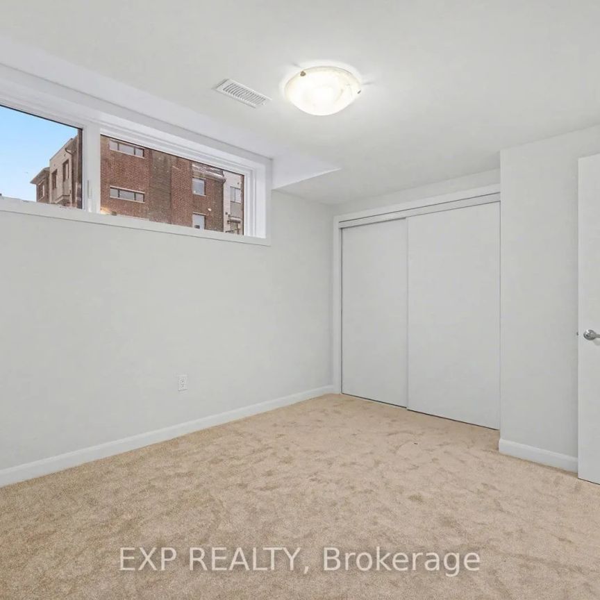 1116 CREEKWAY PRIVATE - Photo 1